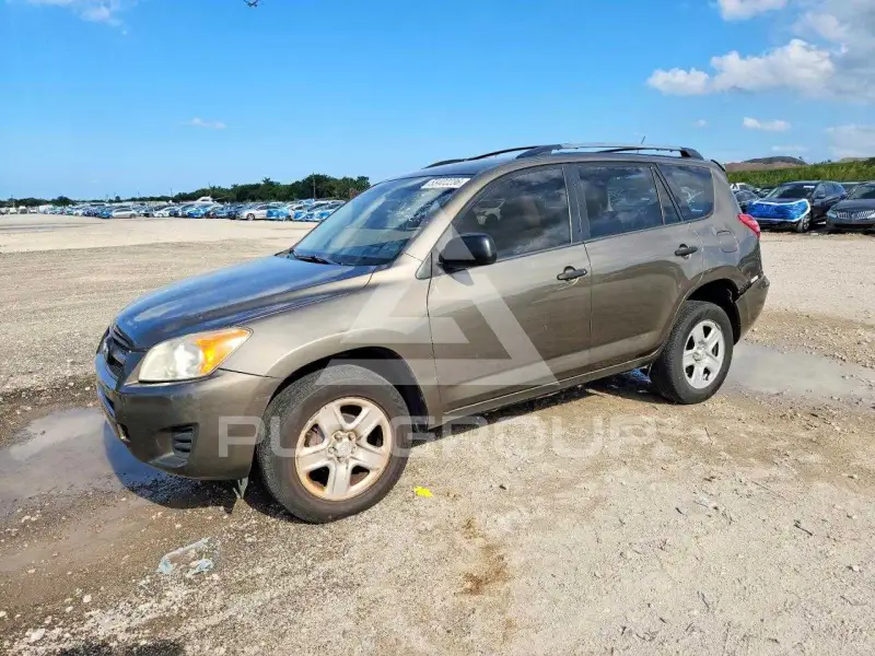 2010 Toyota RAV4 фото