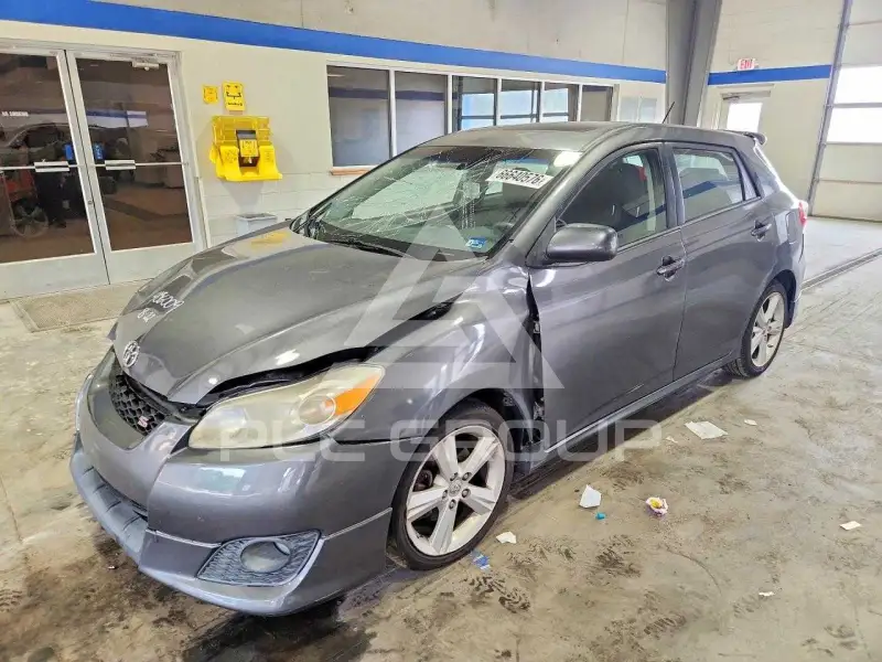 2010 Toyota MATRIX photo