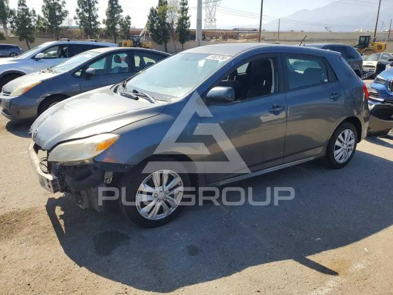 2010 Toyota MATRIX photo