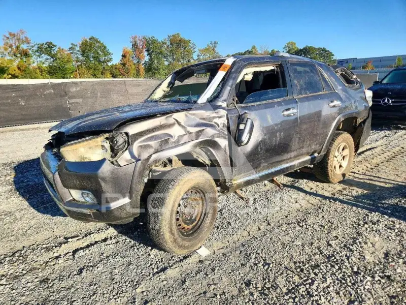 2010 Toyota 4 RUNNER фото