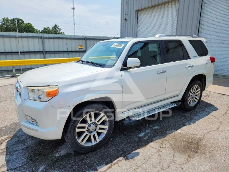 2010 Toyota 4 RUNNER фото