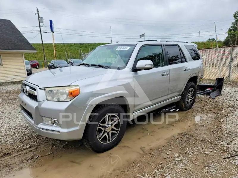 2010 Toyota 4 RUNNER photo
