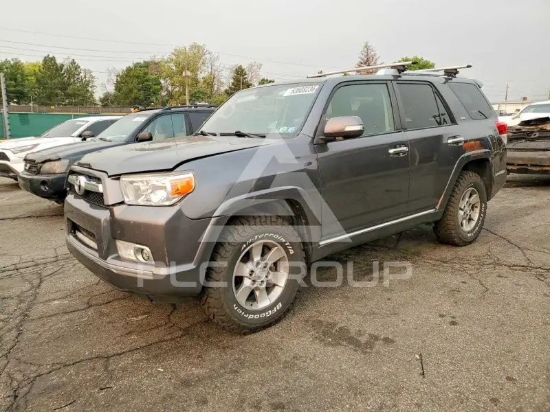 2010 Toyota 4 RUNNER photo