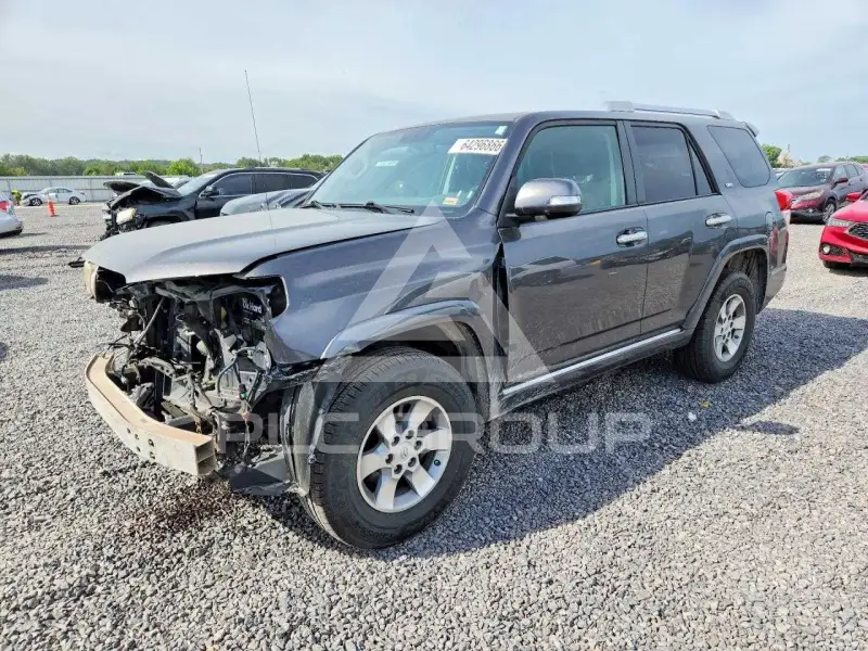 2010 Toyota 4 RUNNER photo