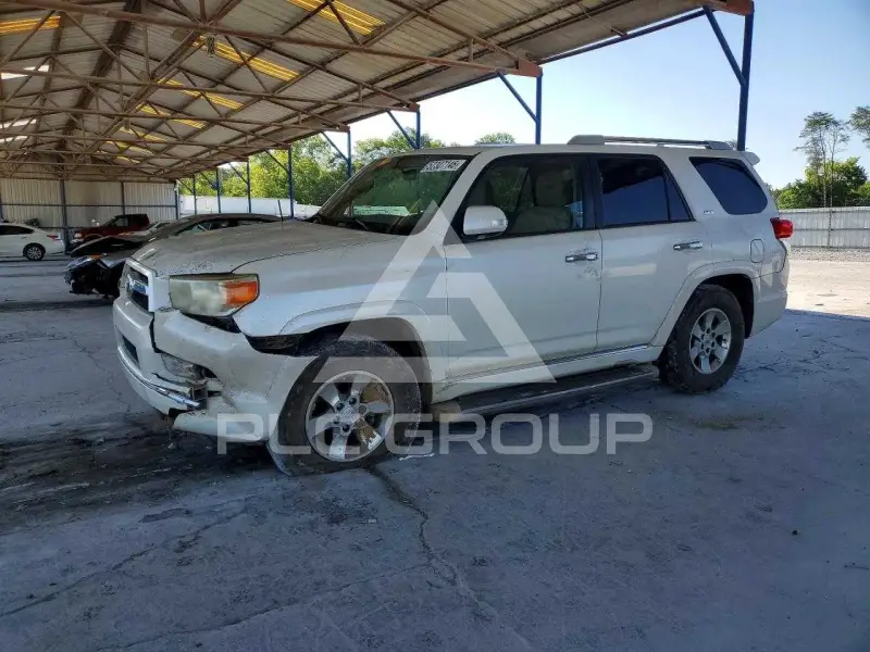 2010 Toyota 4 RUNNER photo