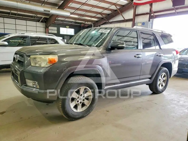 2010 Toyota 4 RUNNER фото