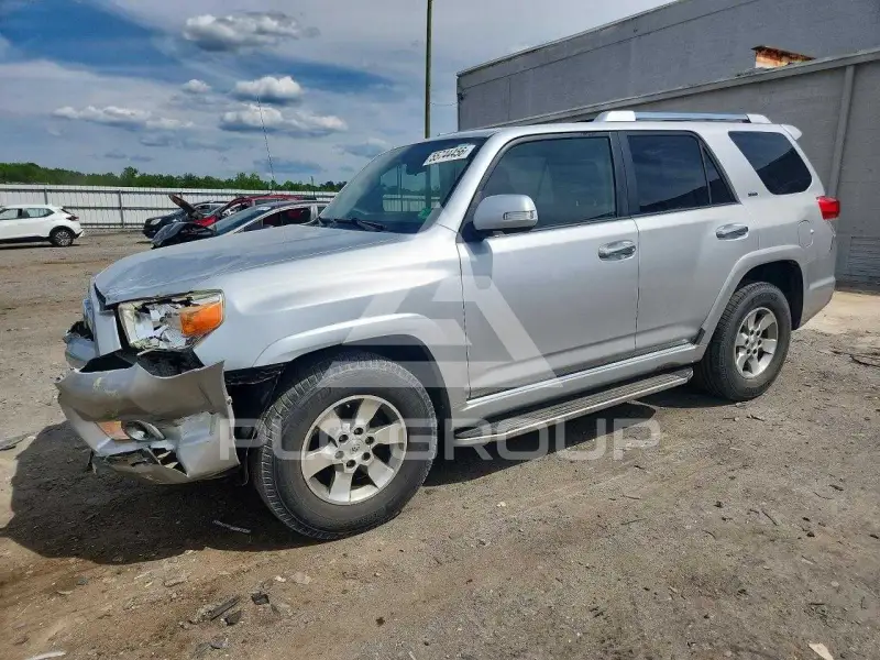 2010 Toyota 4 RUNNER фото