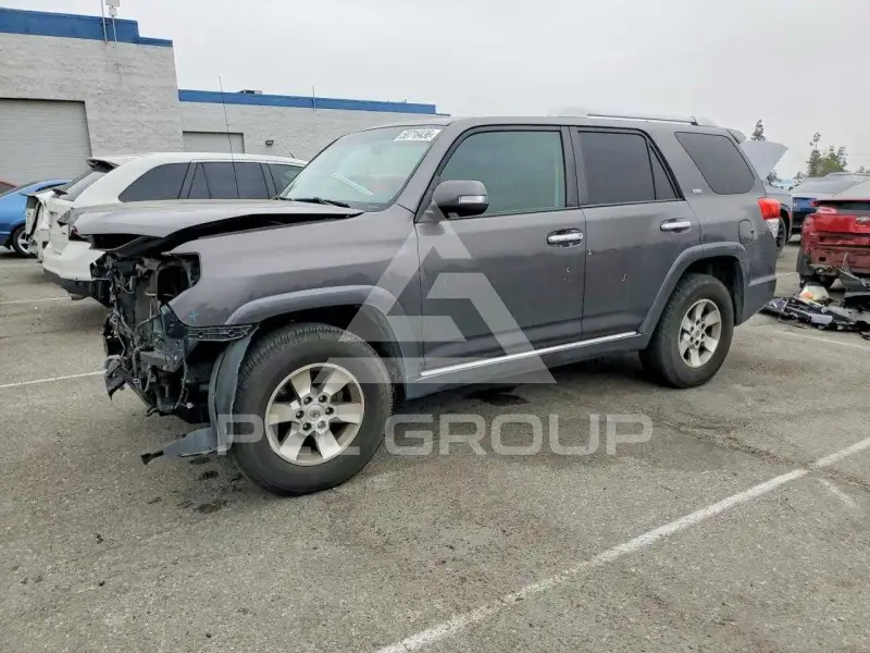2010 Toyota 4 RUNNER photo