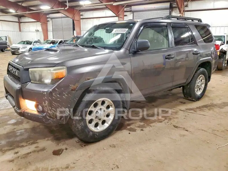 2010 Toyota 4 RUNNER фото