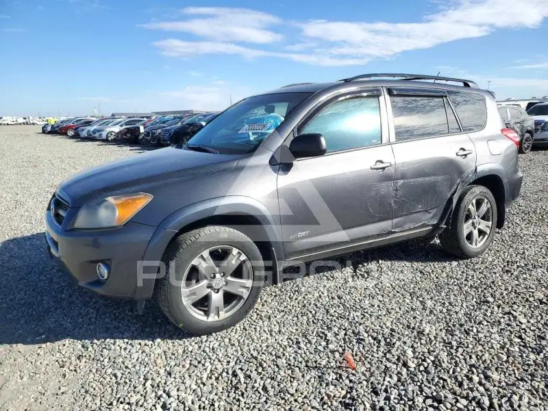 2010 Toyota RAV4 photo