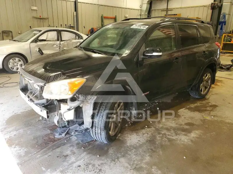 2010 Toyota RAV4 photo