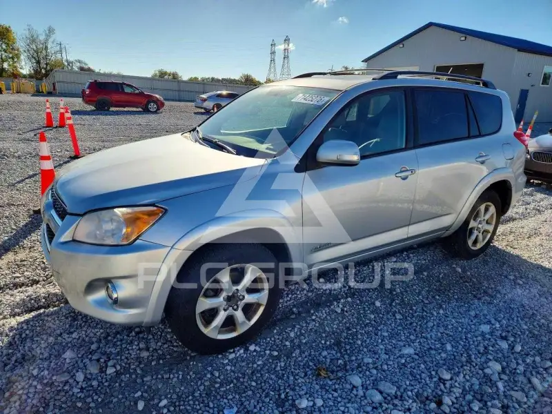 2010 Toyota RAV4 фото