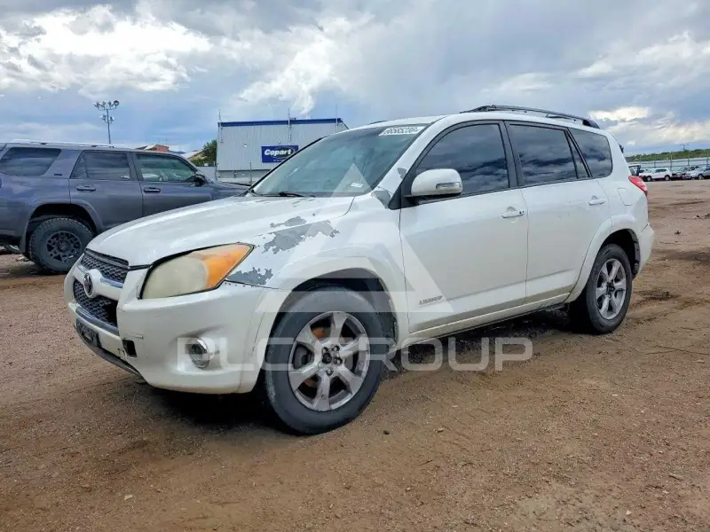 2010 Toyota RAV4 photo