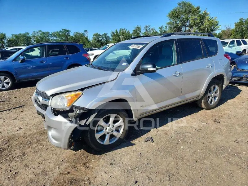 2010 Toyota RAV4 photo