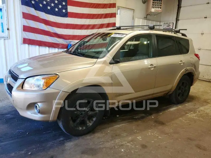 2010 Toyota RAV4 photo