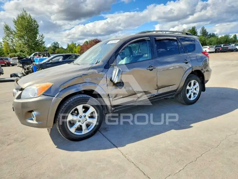 2010 Toyota RAV4 фото