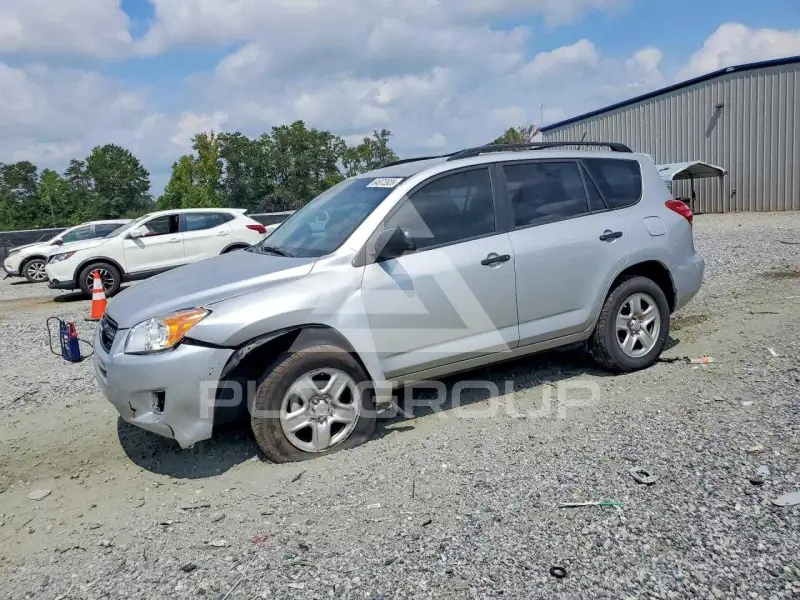 2010 Toyota RAV4 фото