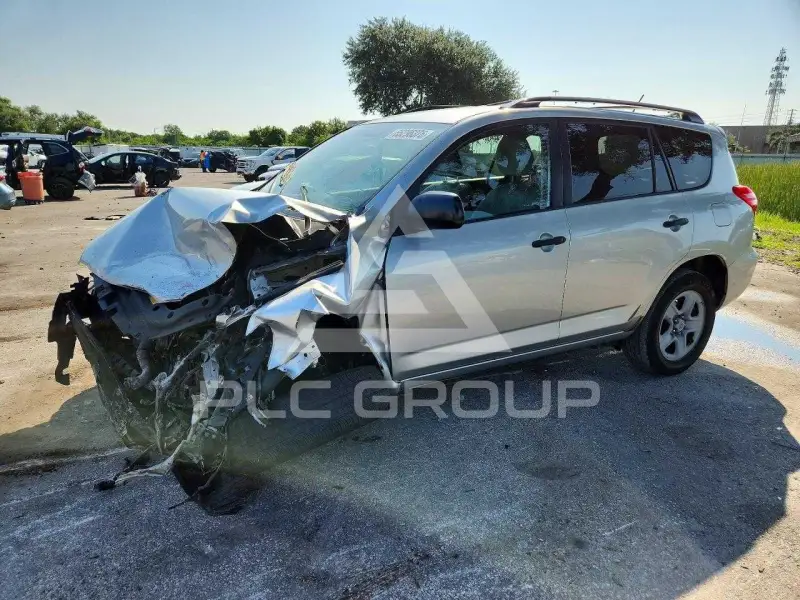 2010 Toyota RAV4 photo