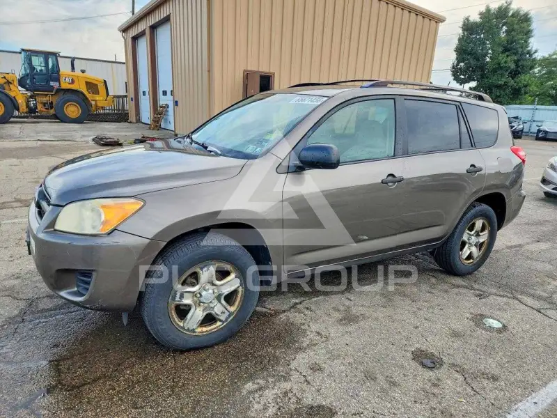 2010 Toyota RAV4 фото