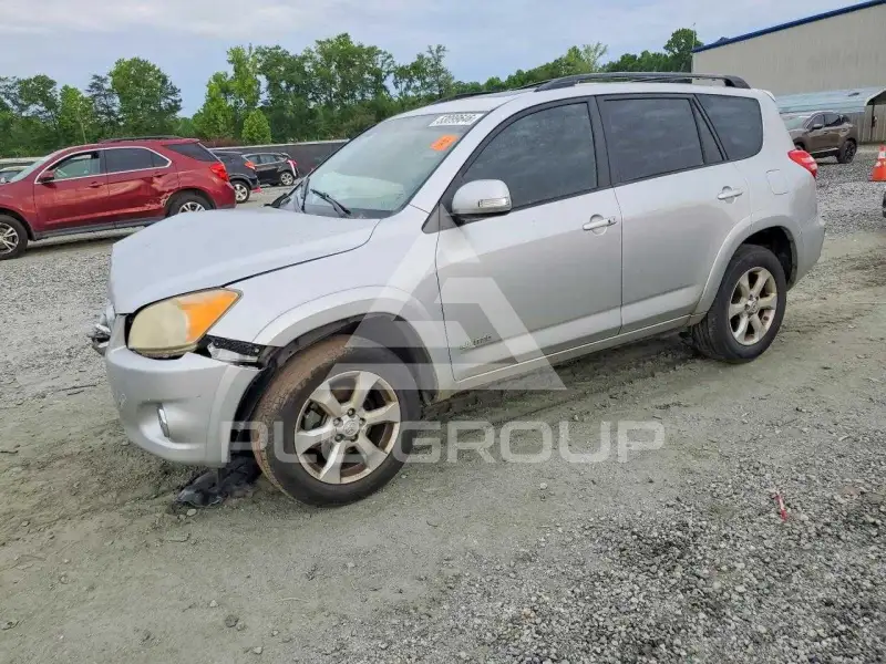 2010 Toyota RAV4 фото