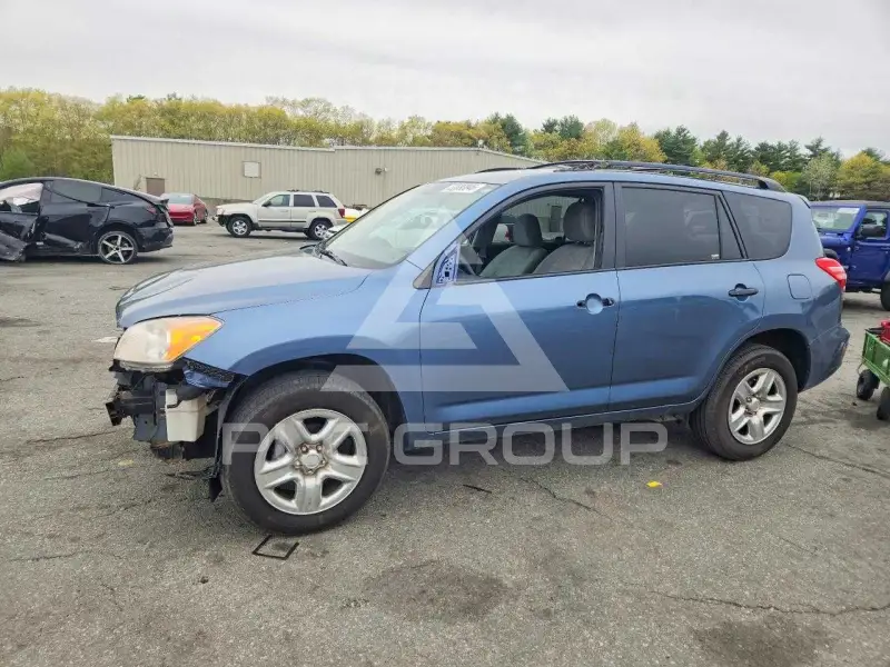 2010 Toyota RAV4 photo