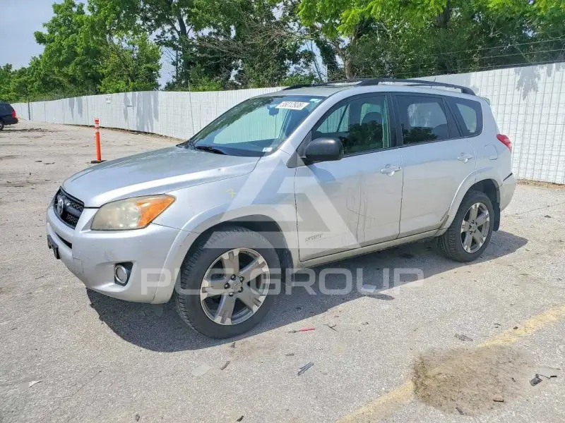 2010 Toyota RAV4 фото