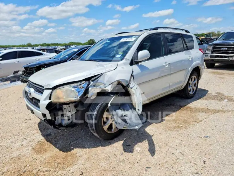2010 Toyota RAV4 фото