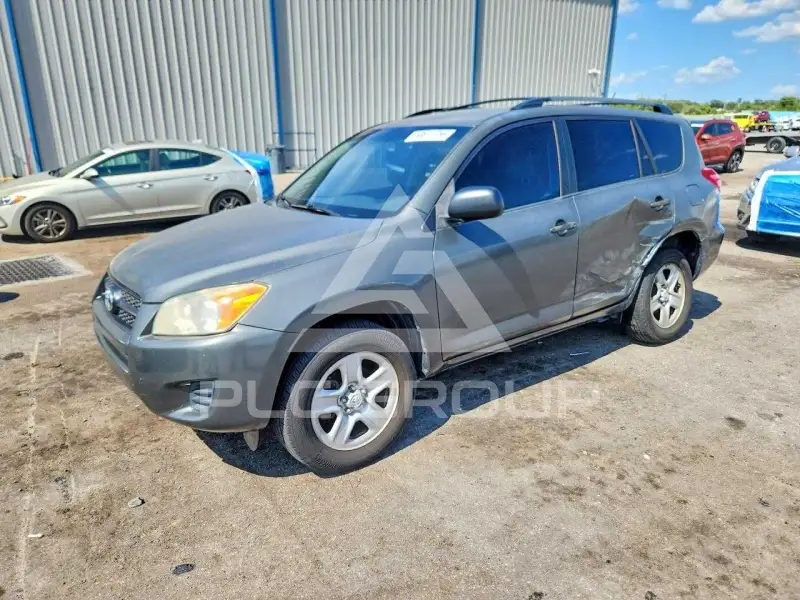 2010 Toyota RAV4 photo