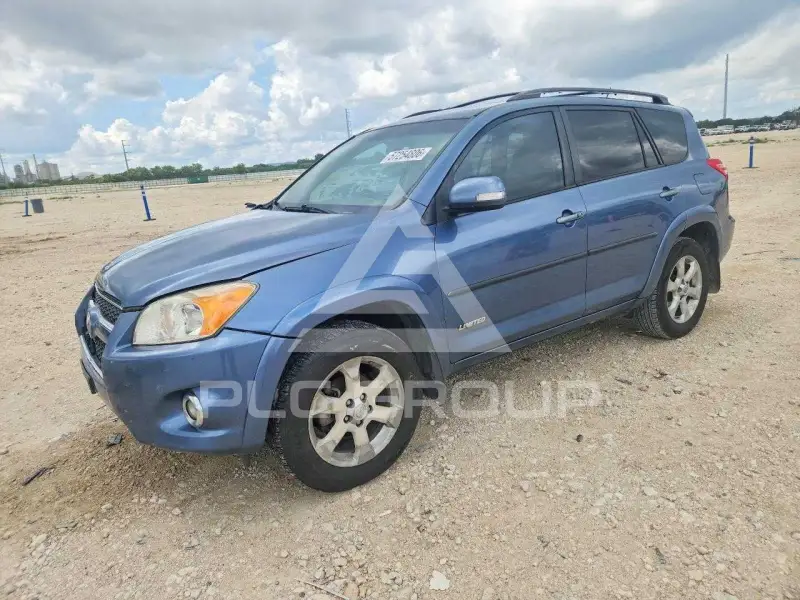 2010 Toyota RAV4 photo