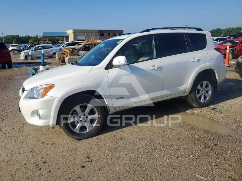 2010 Toyota RAV4 фото