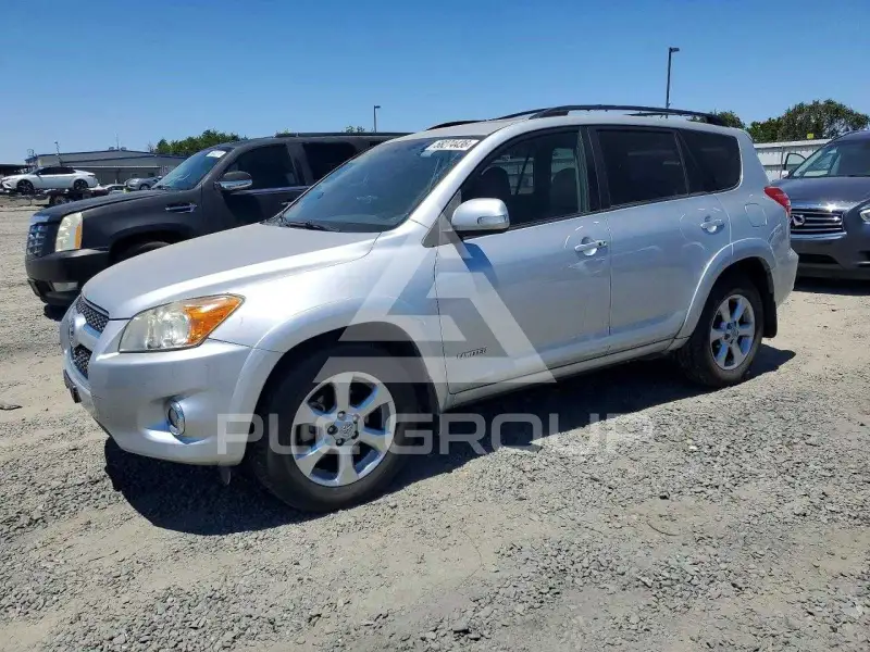 2010 Toyota RAV4 photo