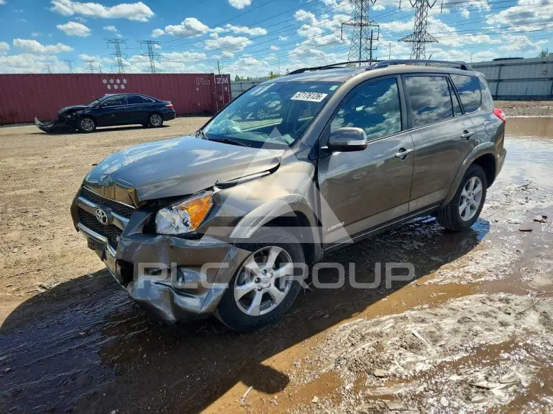 2010 Toyota RAV4 photo