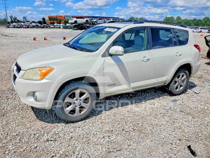 2010 Toyota RAV4 фото