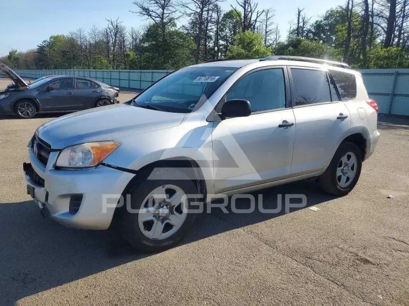 2010 Toyota RAV4 photo