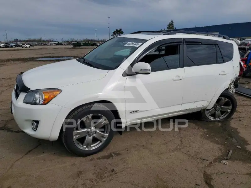 2010 Toyota RAV4 фото