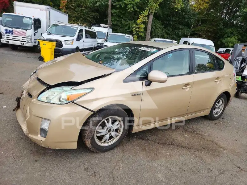 2010 Toyota PRIUS фото