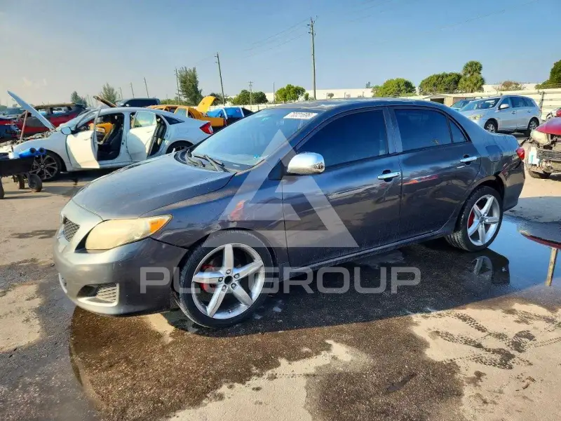 2010 Toyota COROLLA фото
