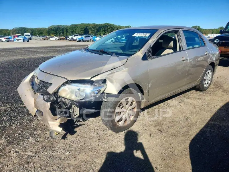 2010 Toyota COROLLA photo