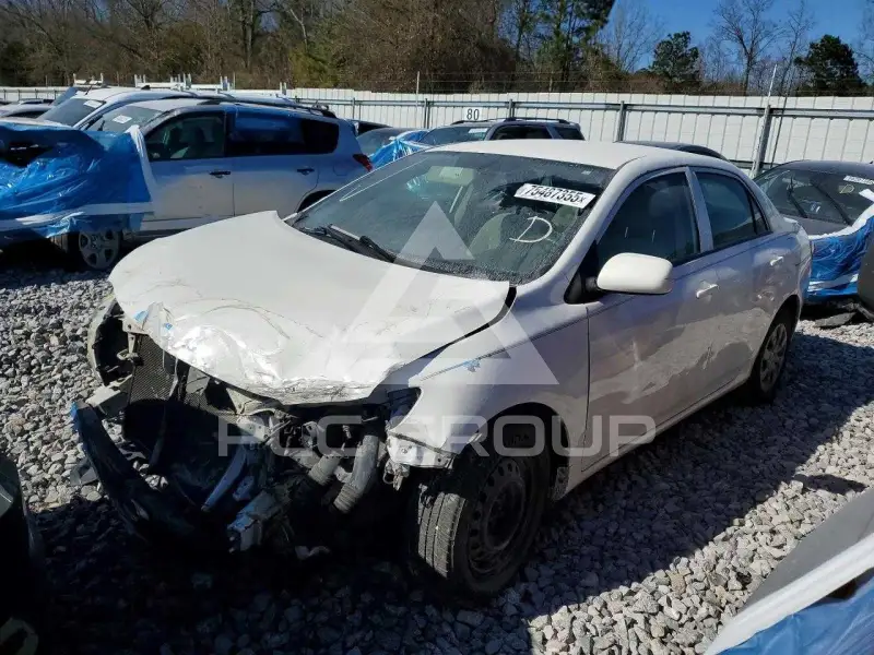 2010 Toyota COROLLA photo