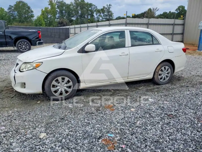 2010 Toyota COROLLA фото