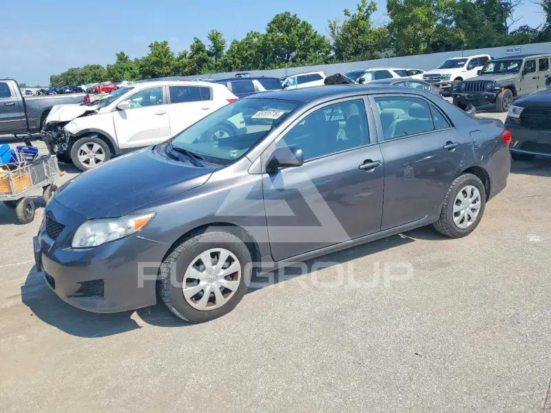 2010 Toyota COROLLA фото