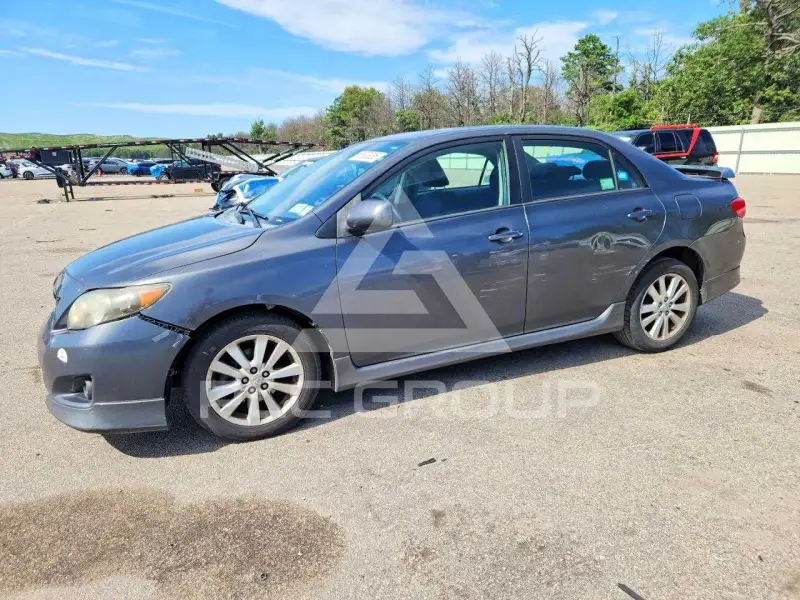2010 Toyota COROLLA фото