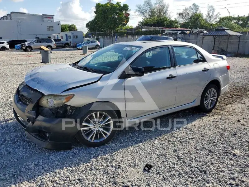 2010 Toyota COROLLA фото