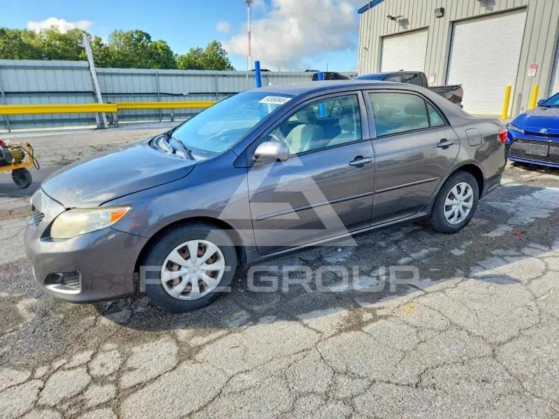 2010 Toyota COROLLA фото