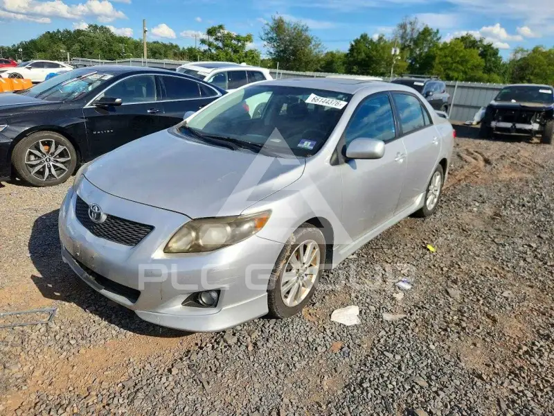 2010 Toyota COROLLA фото