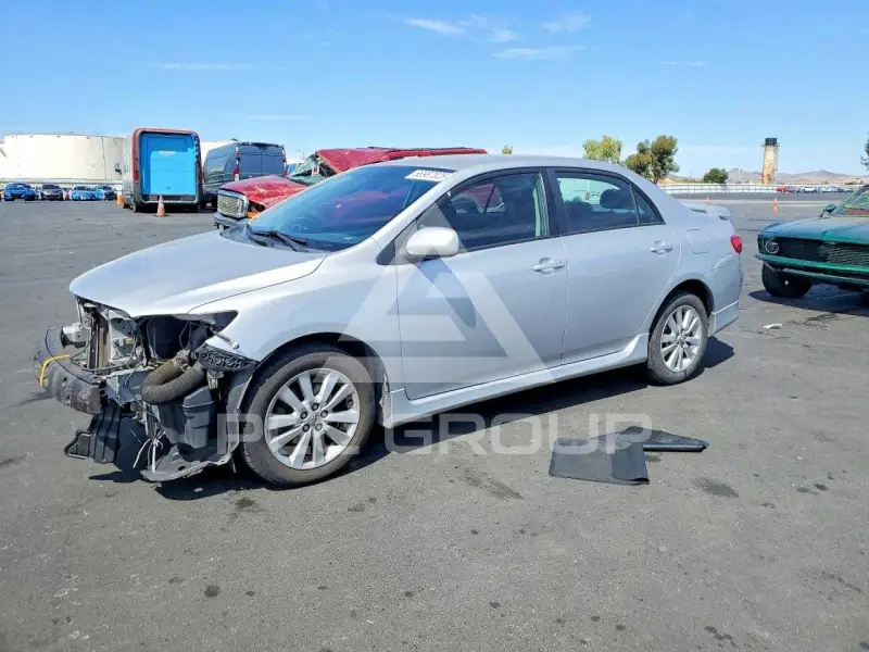 2010 Toyota COROLLA фото