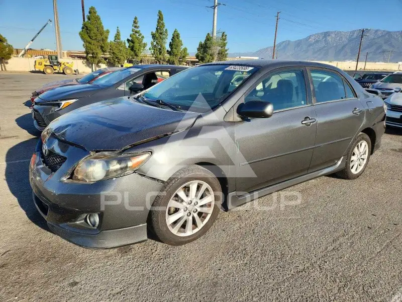 2010 Toyota COROLLA фото