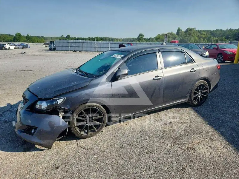 2010 Toyota COROLLA фото