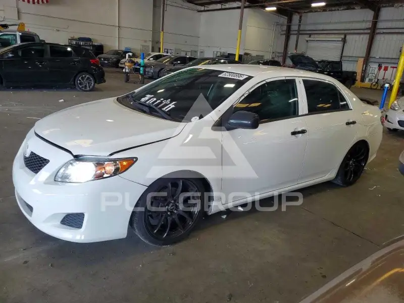 2010 Toyota COROLLA фото