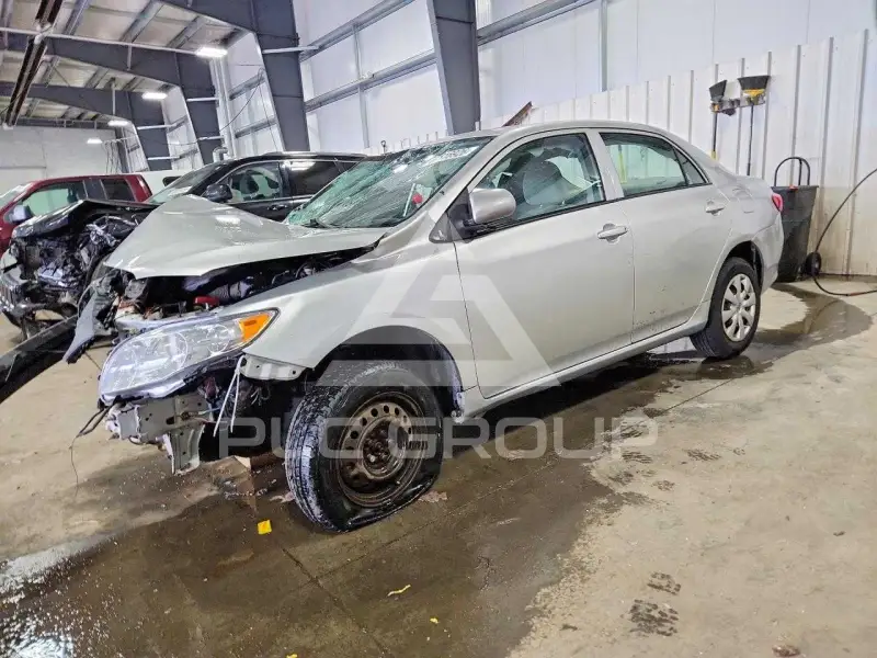 2010 Toyota COROLLA photo
